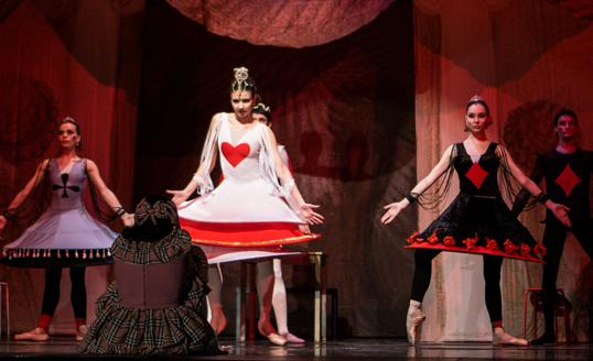 Балет "Алиса в стране чудес" в особняке Салтыковых-Чертковых