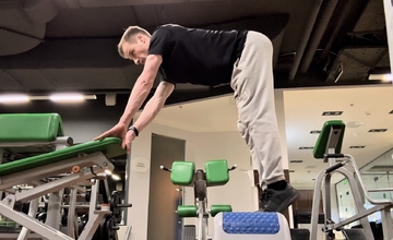 Ослик (подъём на носки в наклоне)