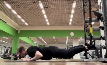 Русские отжимания с ногами в петлях