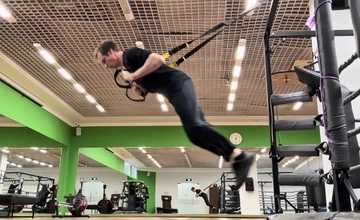 TRX Фронтальные приседания с прыжком / TRX Front Squat Jump