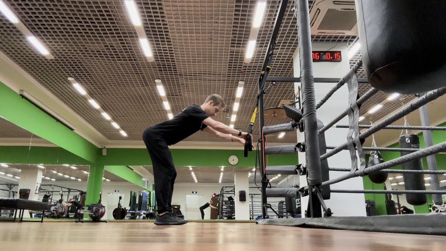 TRX Растягивание задней поверхности бедра / TRX Hip Hinge