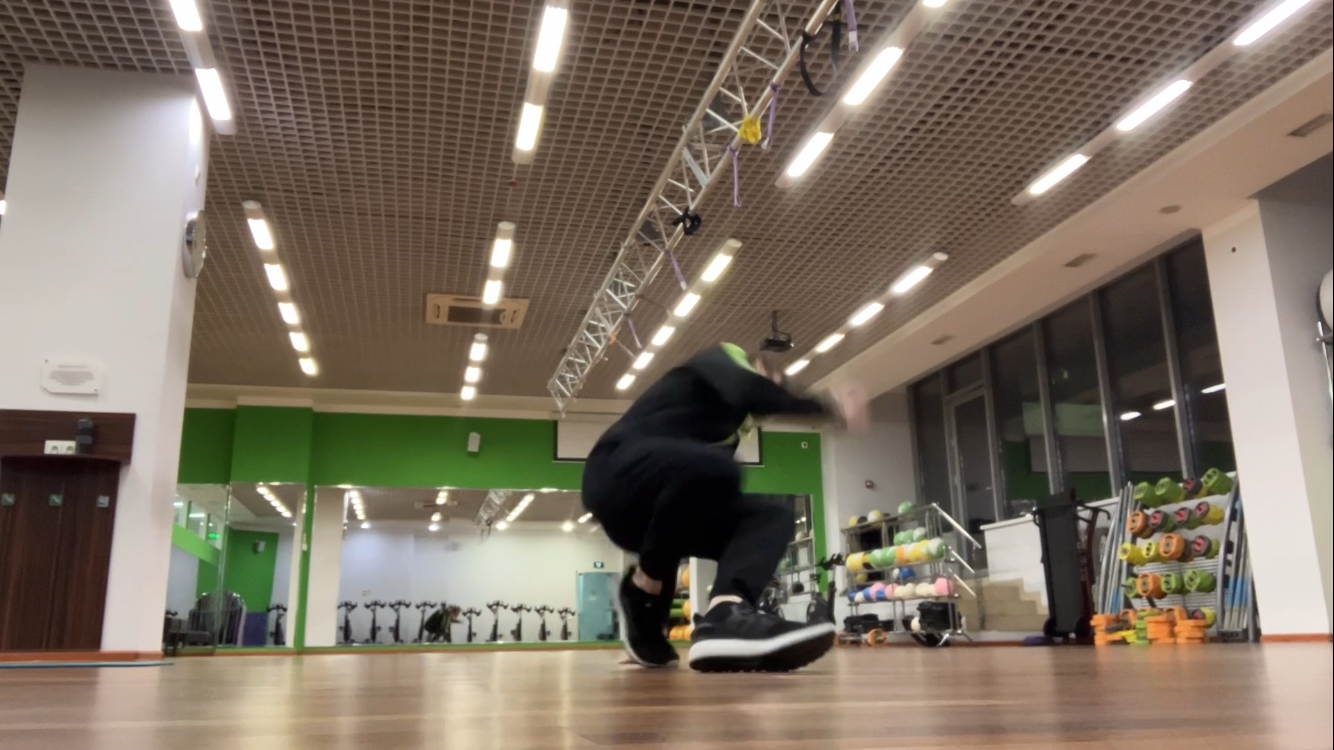 Zulu spin (Around the world, Hurricane, Spin step)